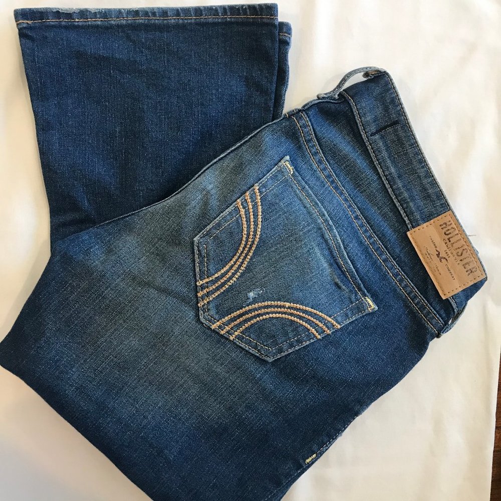 Medium Wash Bootcut Hollister Jeans